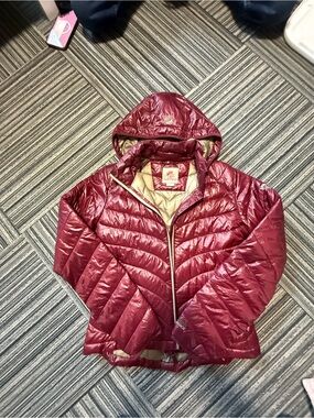 Packable Hooded Puffer Jacket in Burgundy by Eddie Bauer